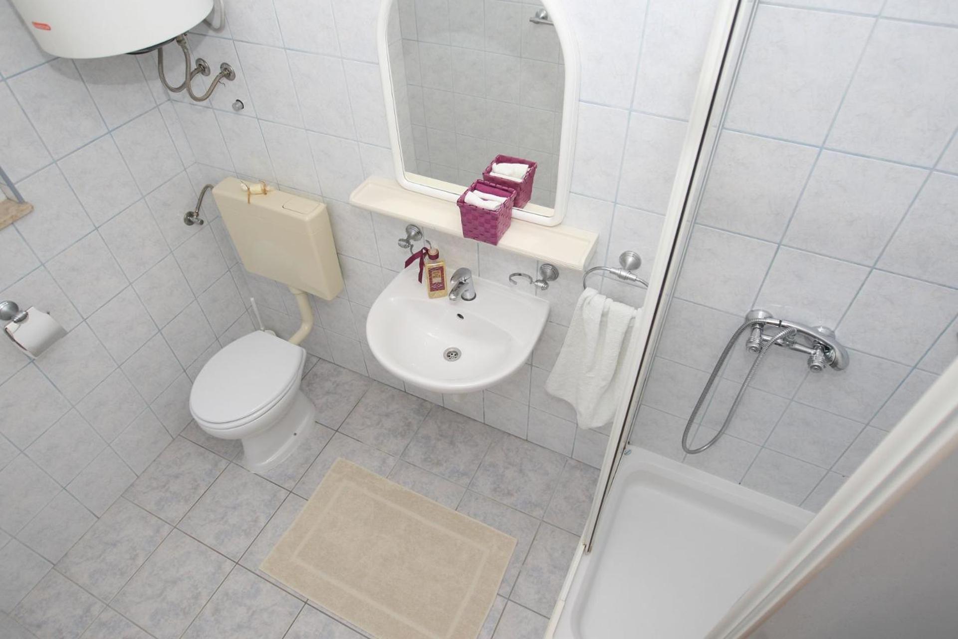 Apartments Mladen 브르시 외부 사진