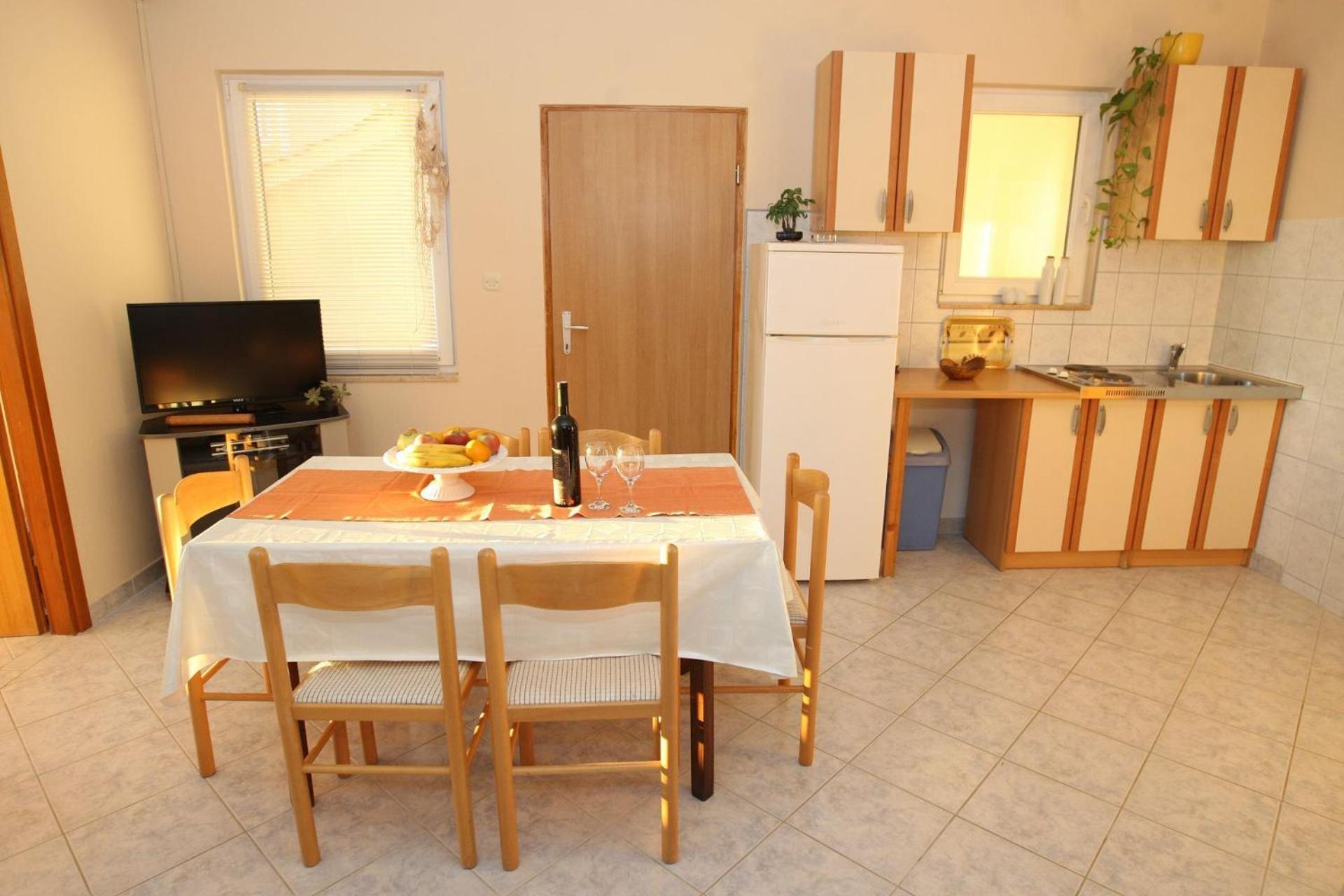Apartments Mladen 브르시 외부 사진