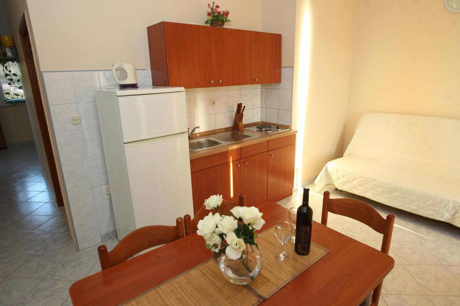 Apartments Mladen 브르시 외부 사진